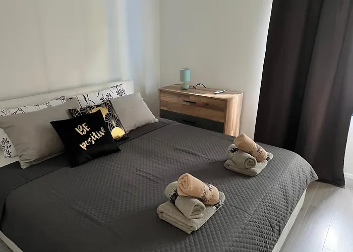Doneto, In Private House Apartament