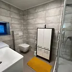 Doneto, In Private House *