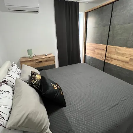 Doneto, In Private House Rijeka