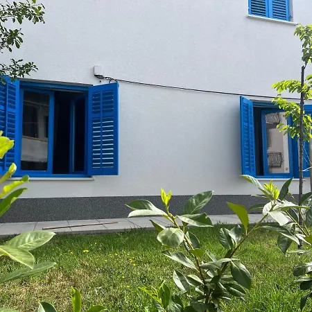 Doneto, In Private House Διαμέρισμα Ριέκα